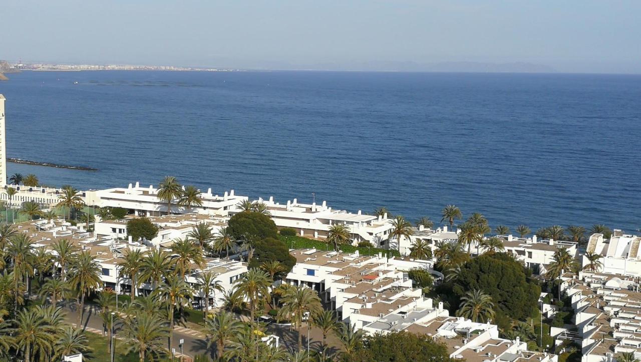 Alojamiento Con Vistas Al Mar Aguadulce  Exterior photo